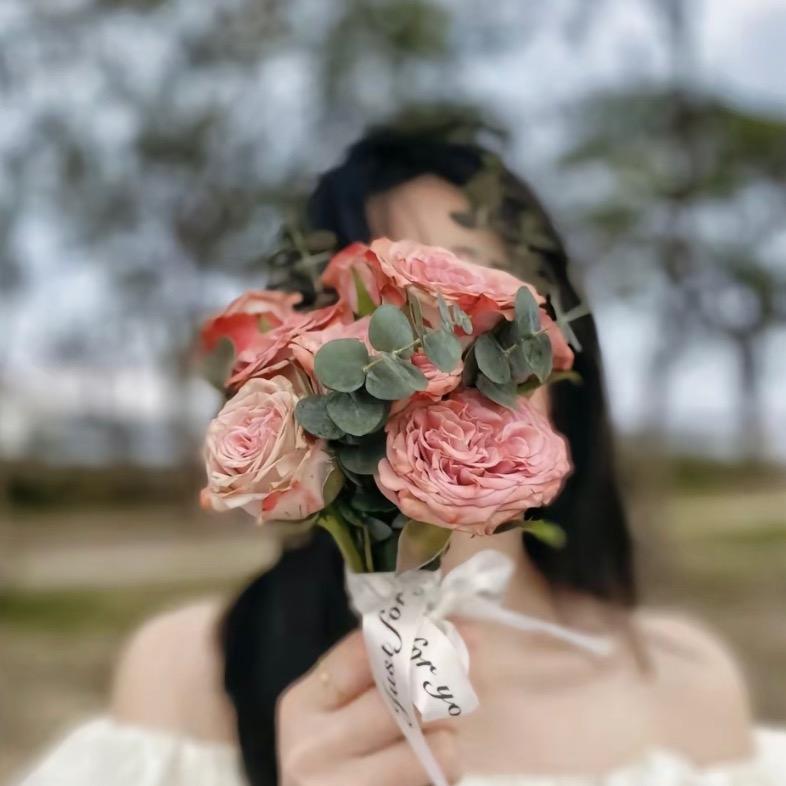 哇塞姑娘