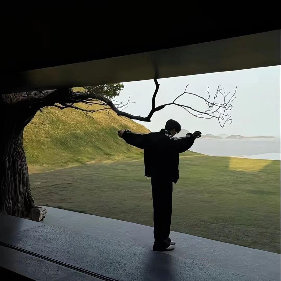 李子杰.