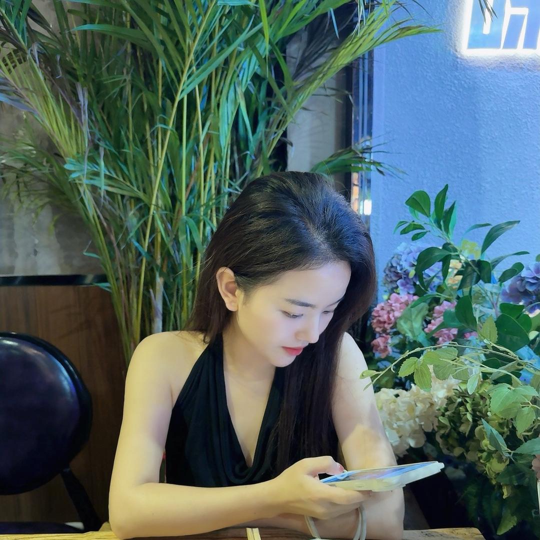 杨 乐 多🌸