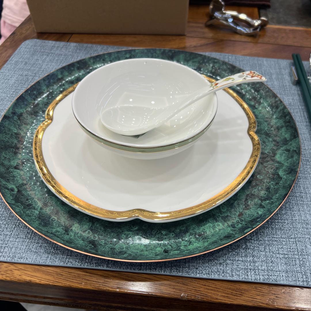 广州市鼎合立贸易有限公司 周增合