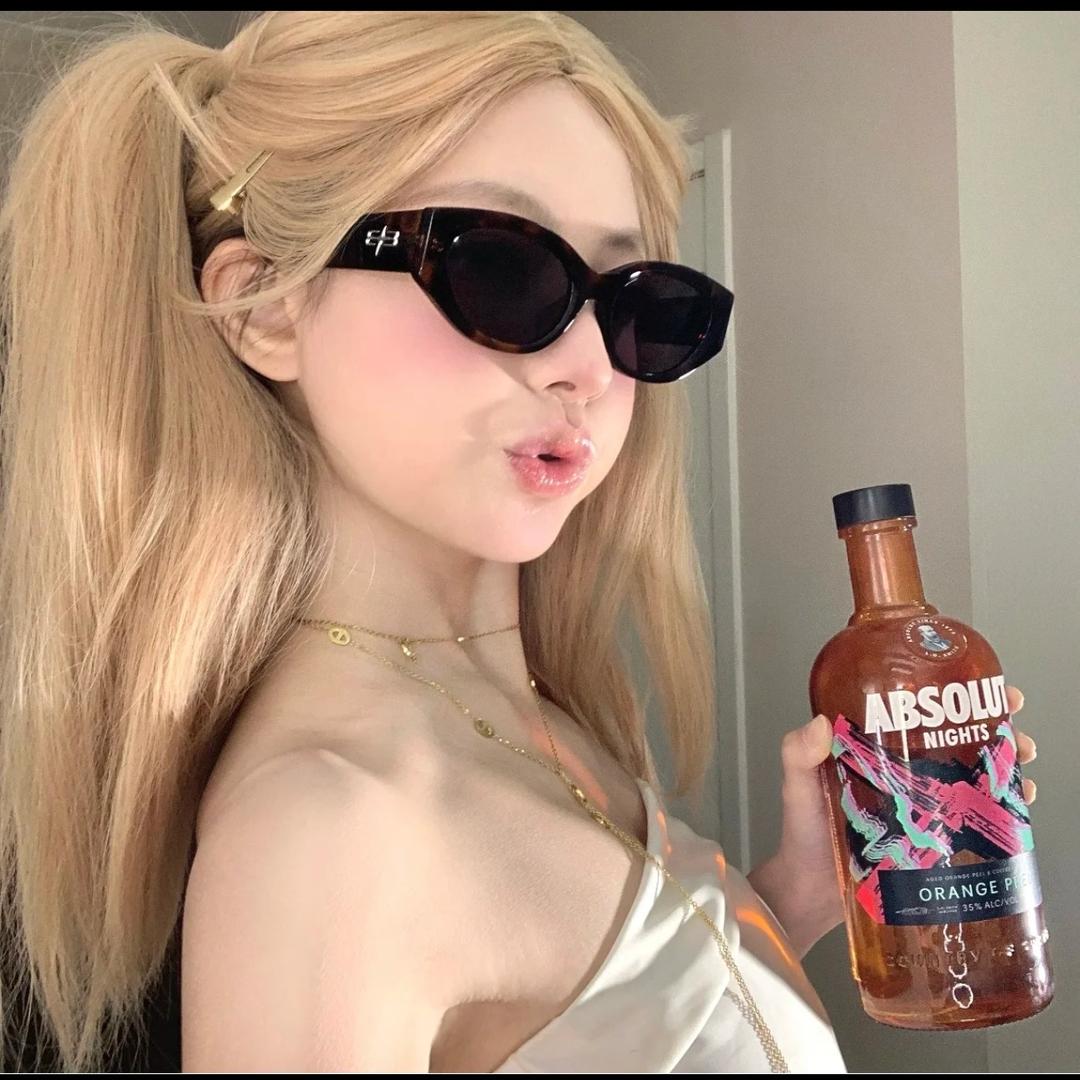 艳艳，