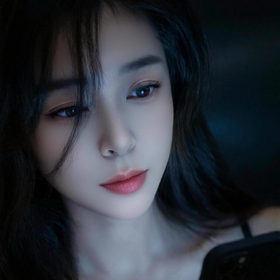 低调