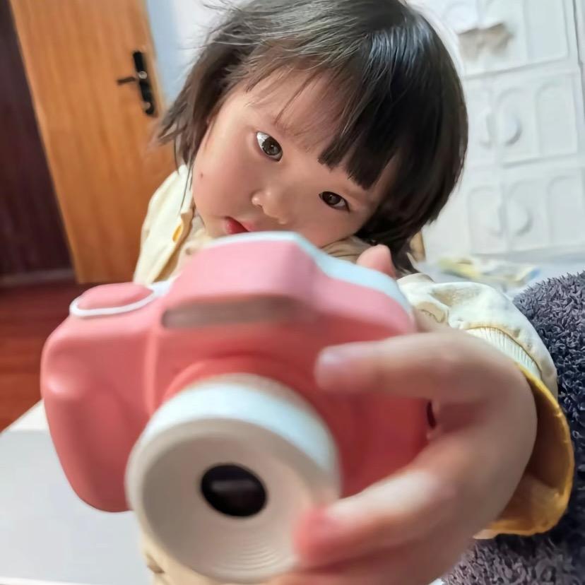 汉堡能吃两个🍔      _