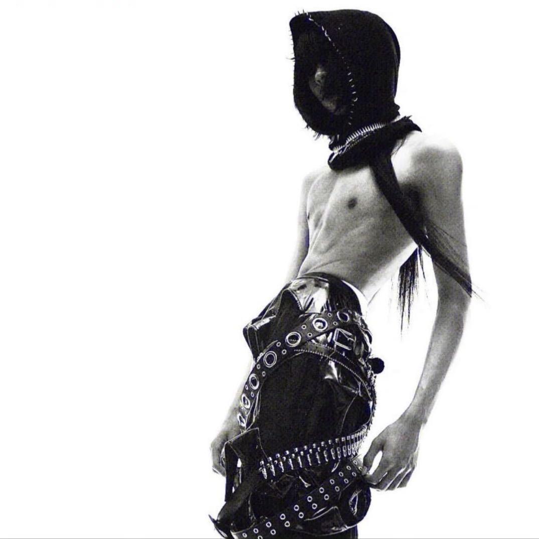 小摆 皮卡丘租车