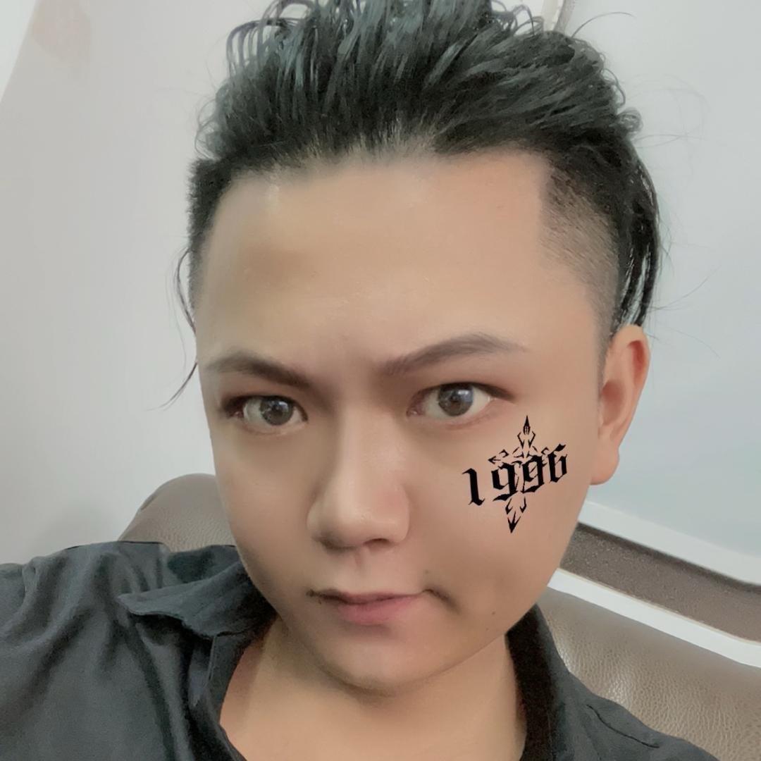 小黑（子豪大舞台有胆你就来）