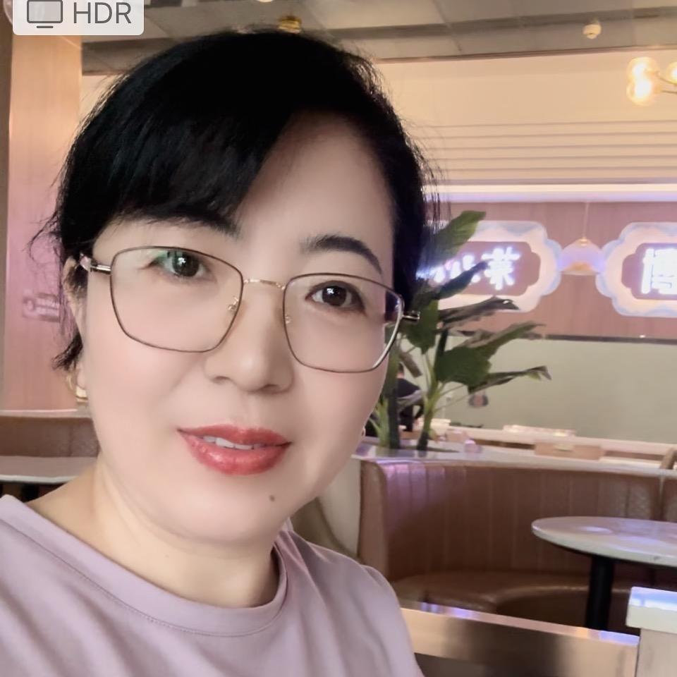 荣荣姐