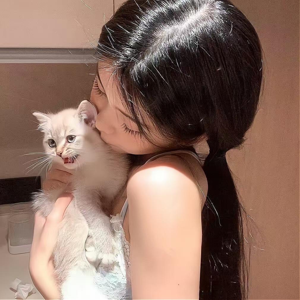 桃子🍑捏捏