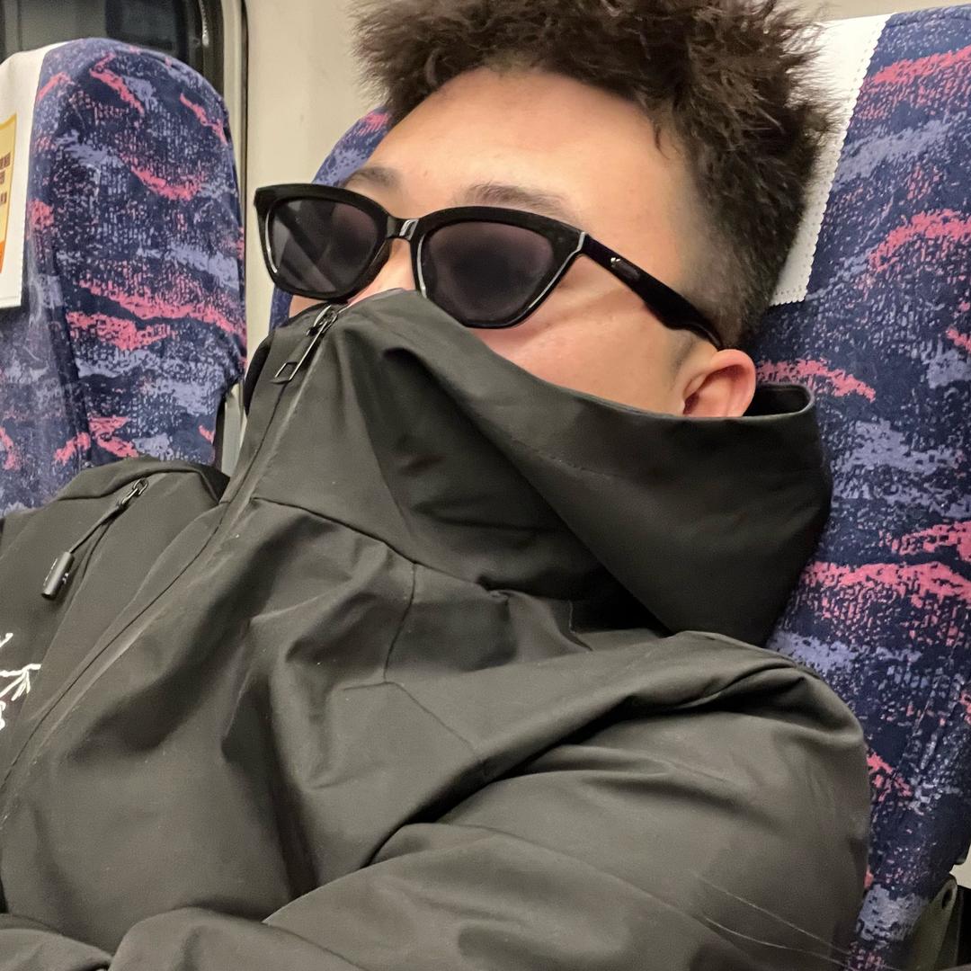 周舟汽车