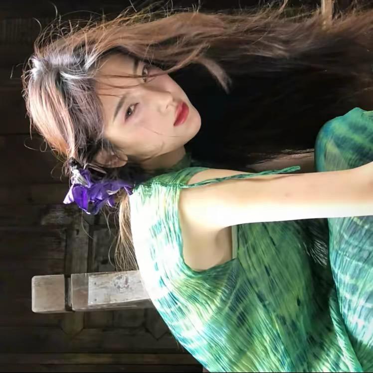 𝕿