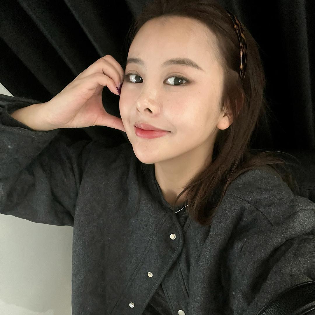 白亦韩穿搭
