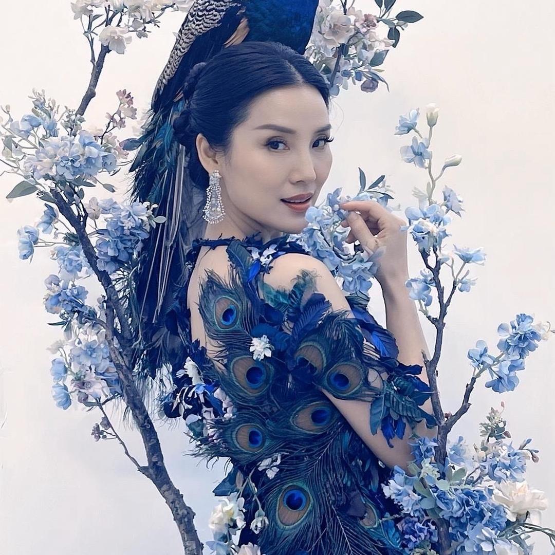 胡贝儿女子形体万载校区闻捷