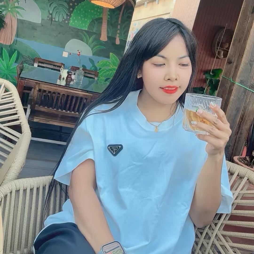 Moeအထည်ဆိုင် ၂