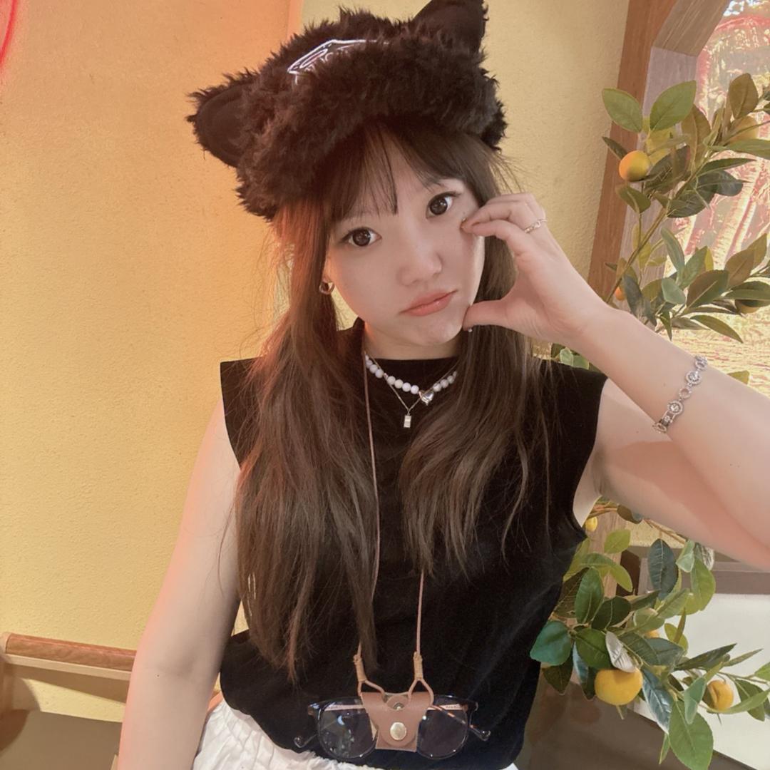 🧡肖七七。