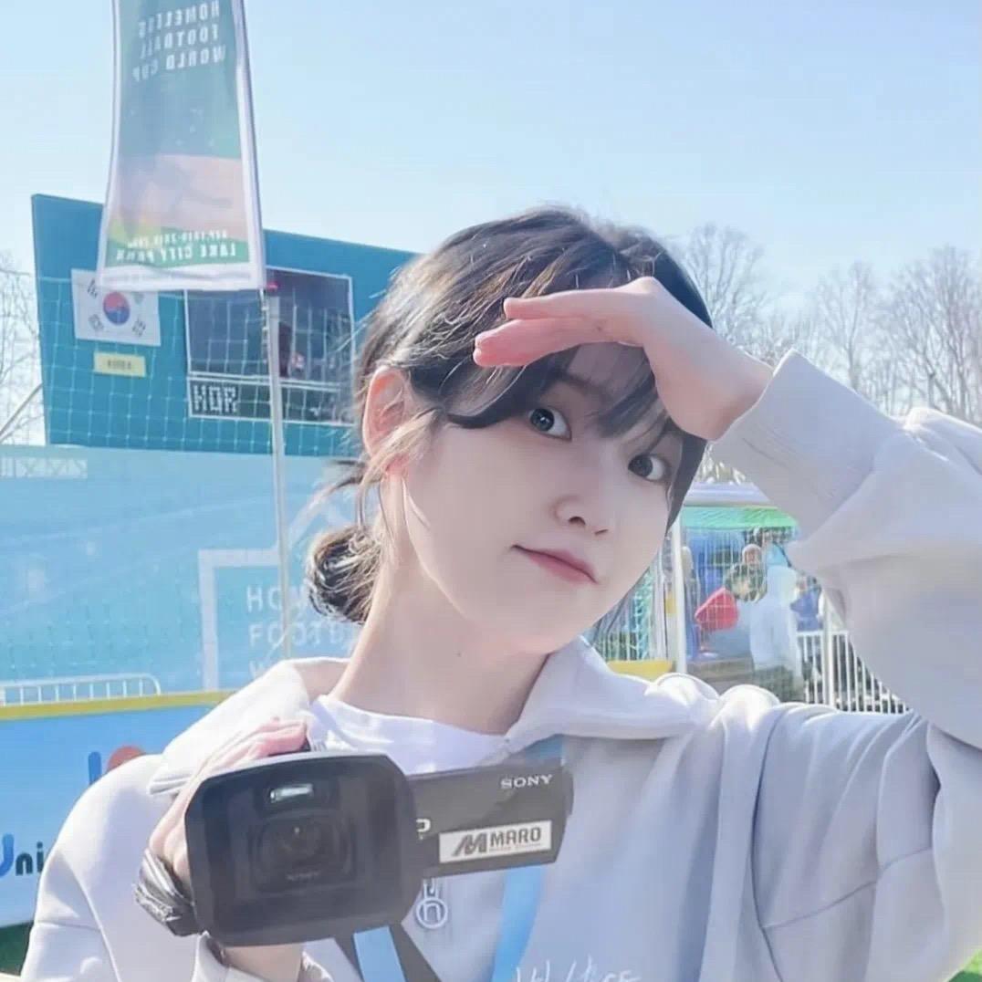 ◂ ᙚᵐⁱᒻᵉ¨̮♡⤾＂