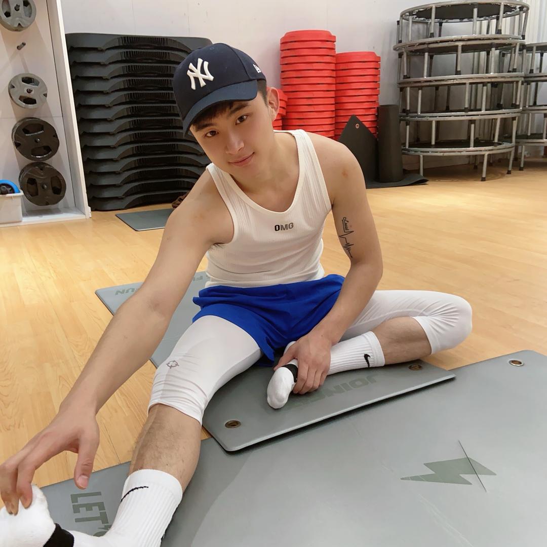 ➐_ xiao ➐（摔跤体育生）