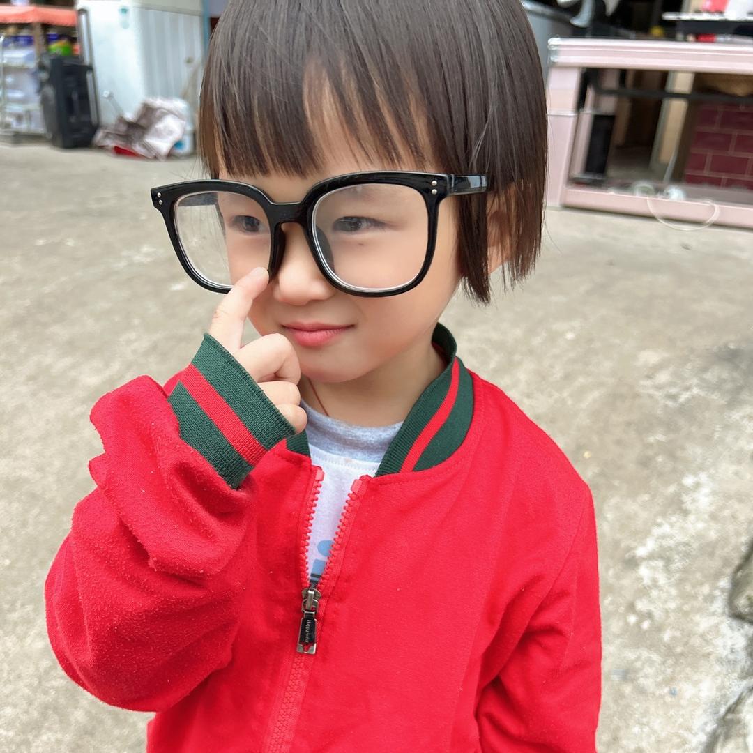 《崇山叶子团队》小琳子