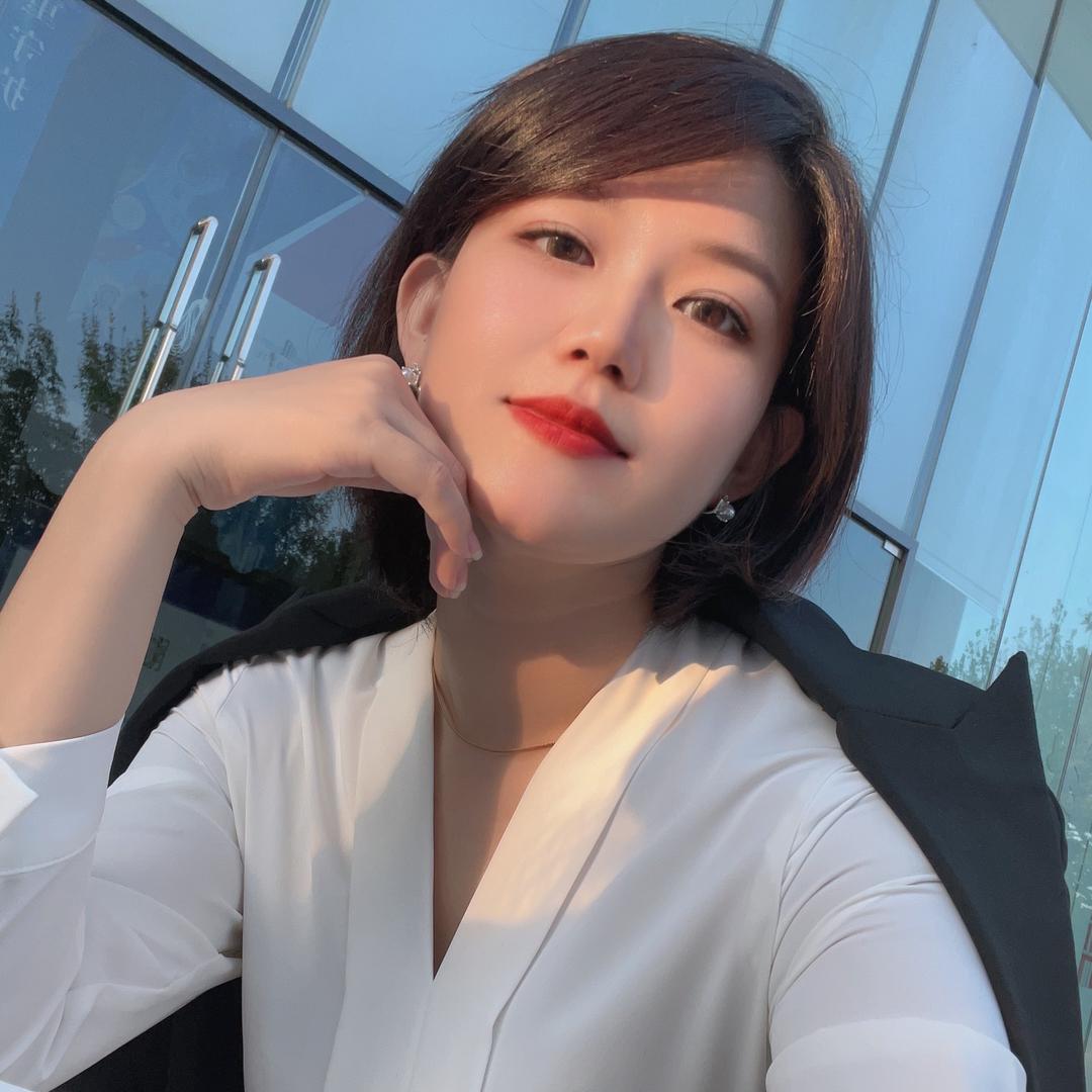 宝莉姐姐吖