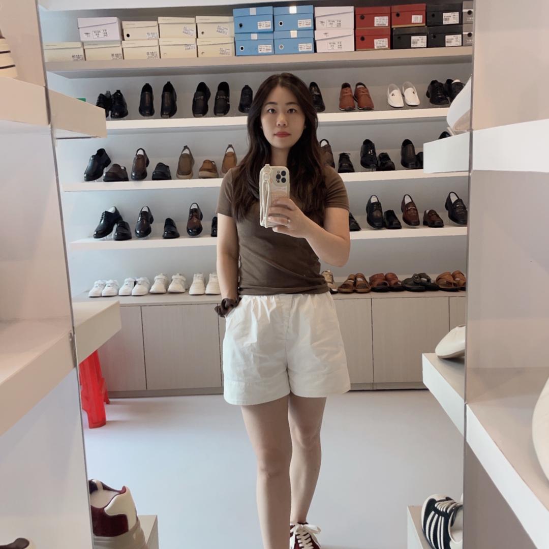 广东珠海市夏湾永生鞋店&小老板