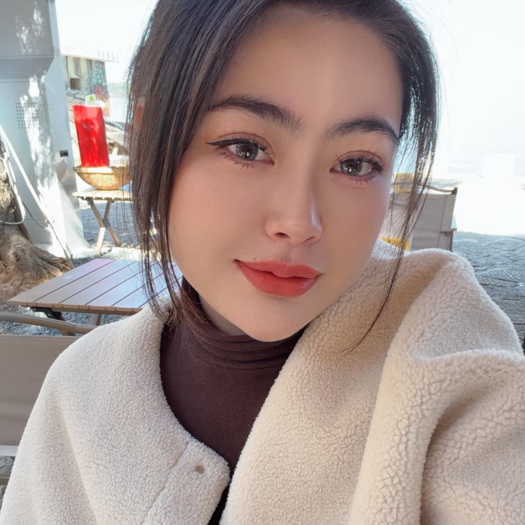 ☁️李小姐☁️