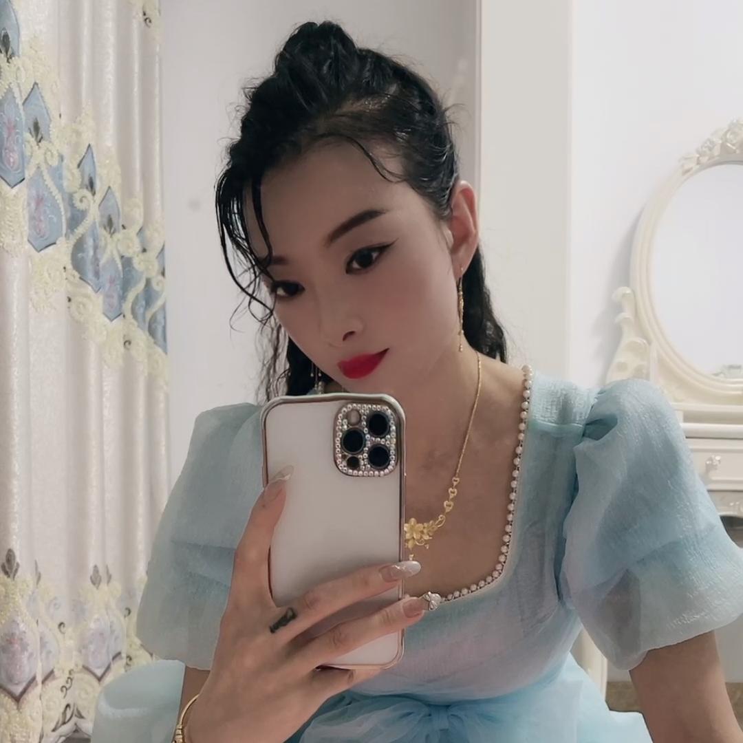 唐河县黑龙镇名衣坊