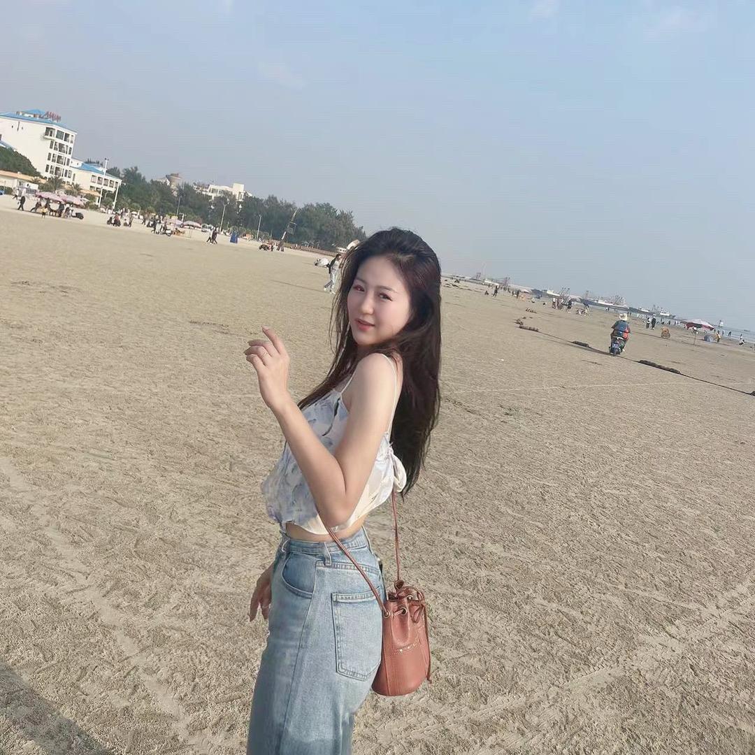 拿铁女孩爱喝美式