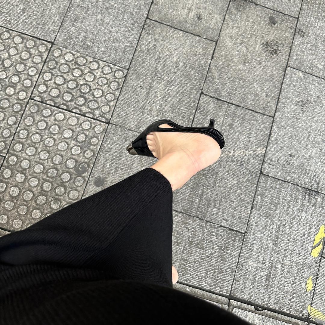 天鹰座裂缝之外