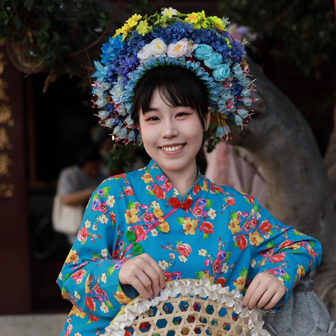 大吃莹房车生活