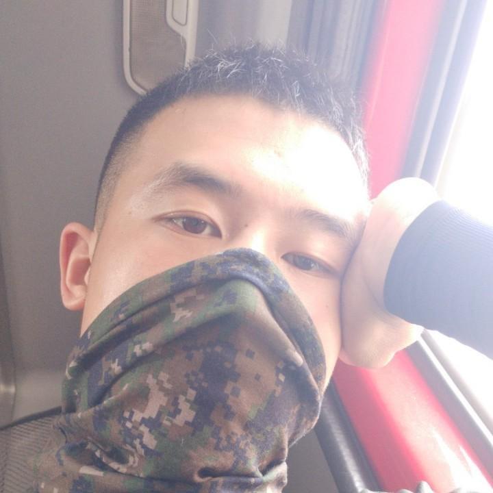 白吖