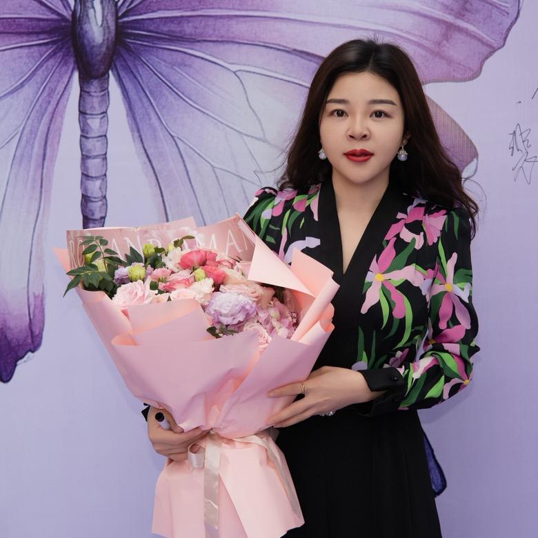 重庆妹子在广州做美业｜香薰佳人｜唐唐