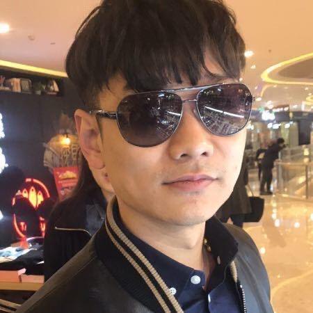 刘嘉《二手车》