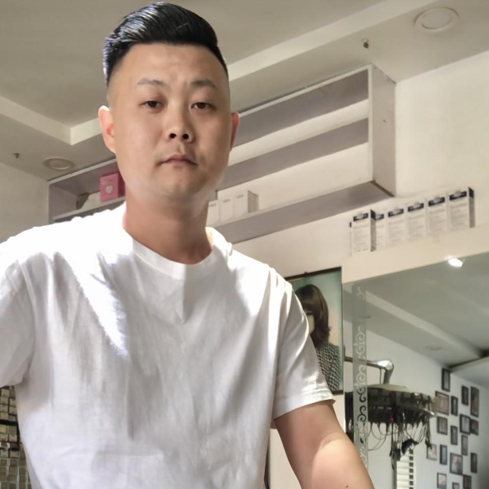 长春华仔收头发(相约发制品)
