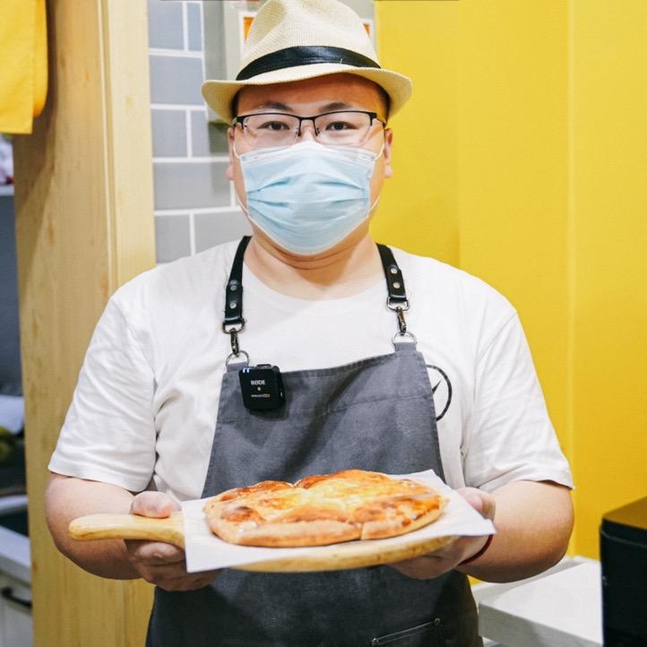 榴榴族比萨（餐饮管理有限公司）