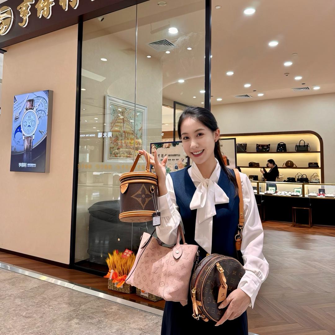 南宁亨得利女包