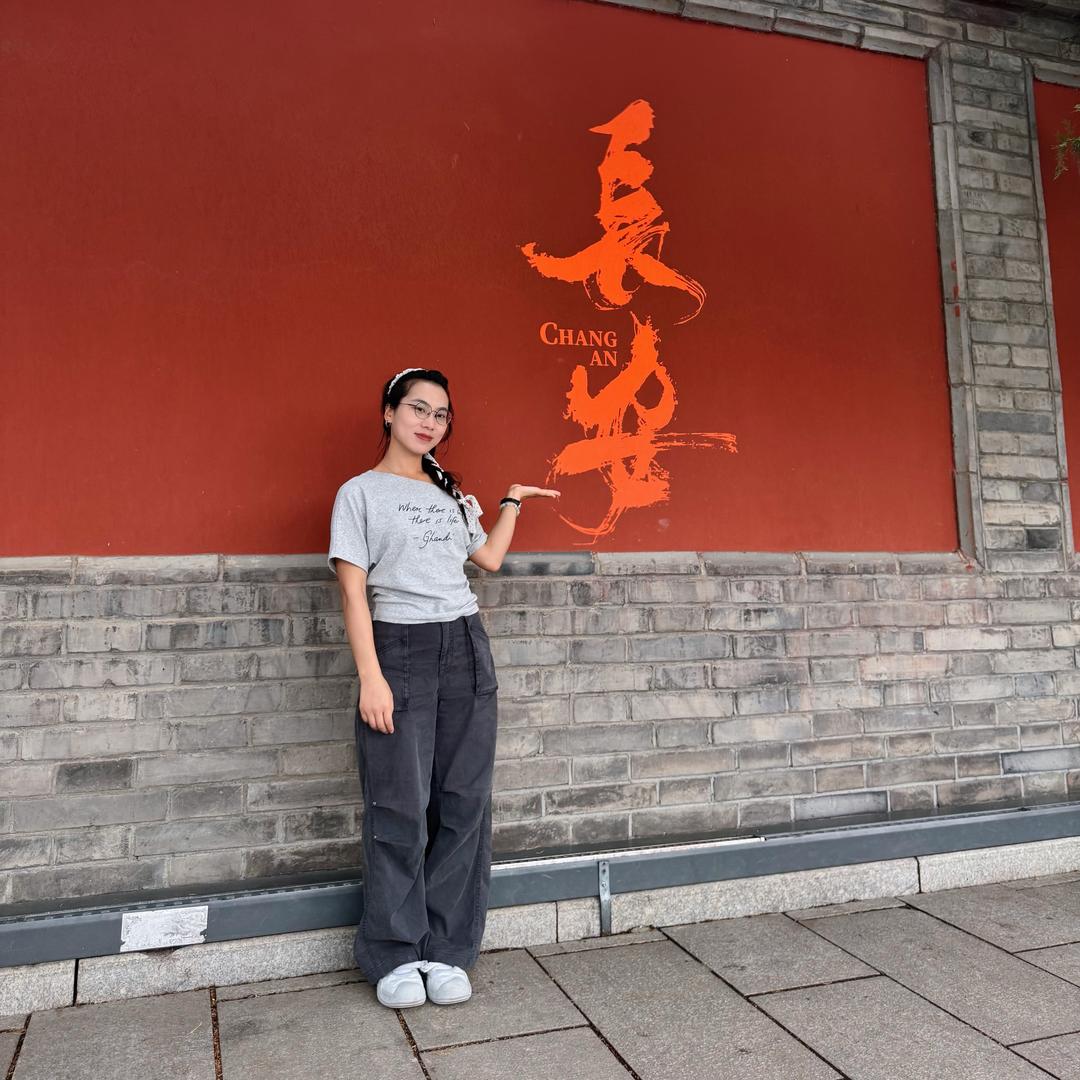 我是谢小凡呀