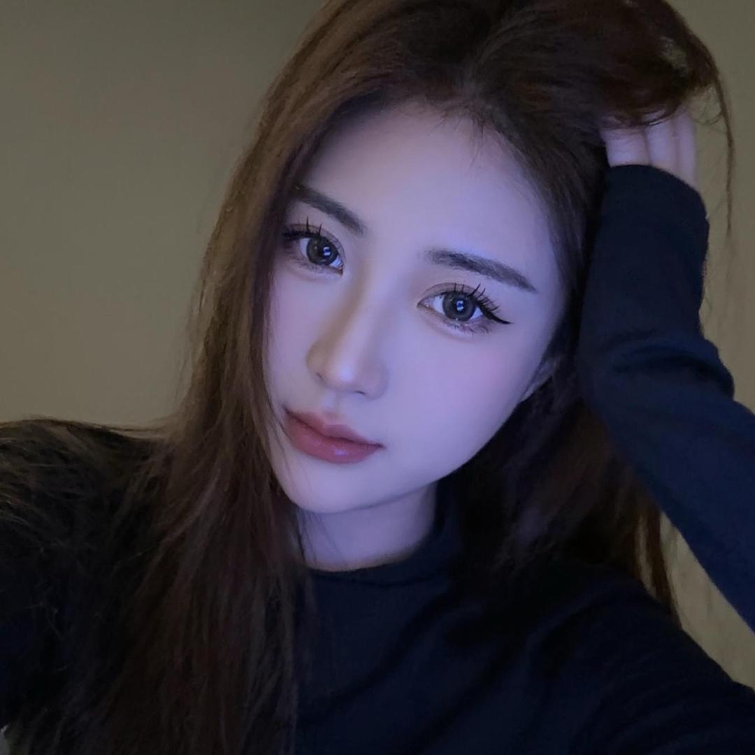 穿Prada的小辣椒🌶️