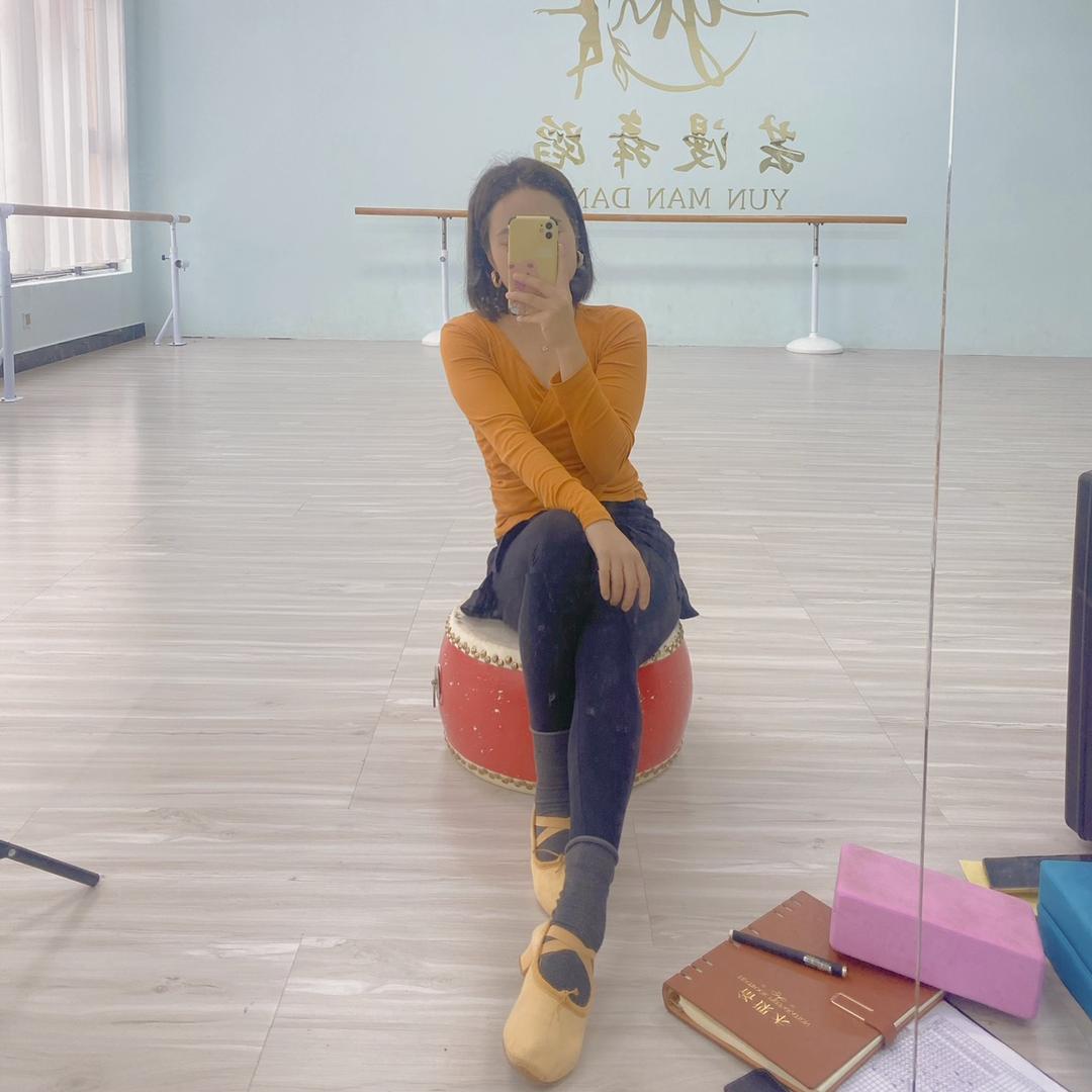 大山镇芸漫艺术培训学校🏫