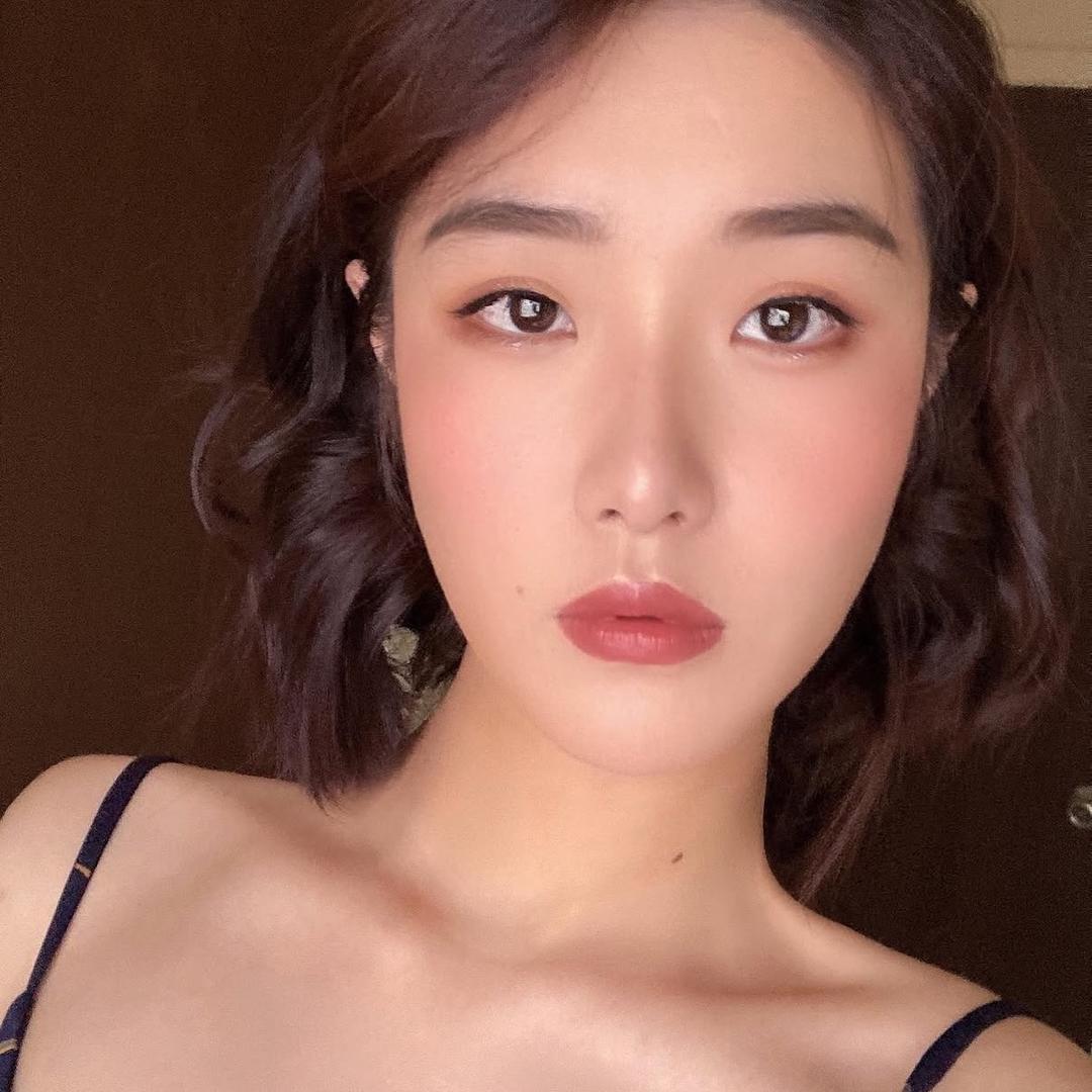 Kimberlee柏莉