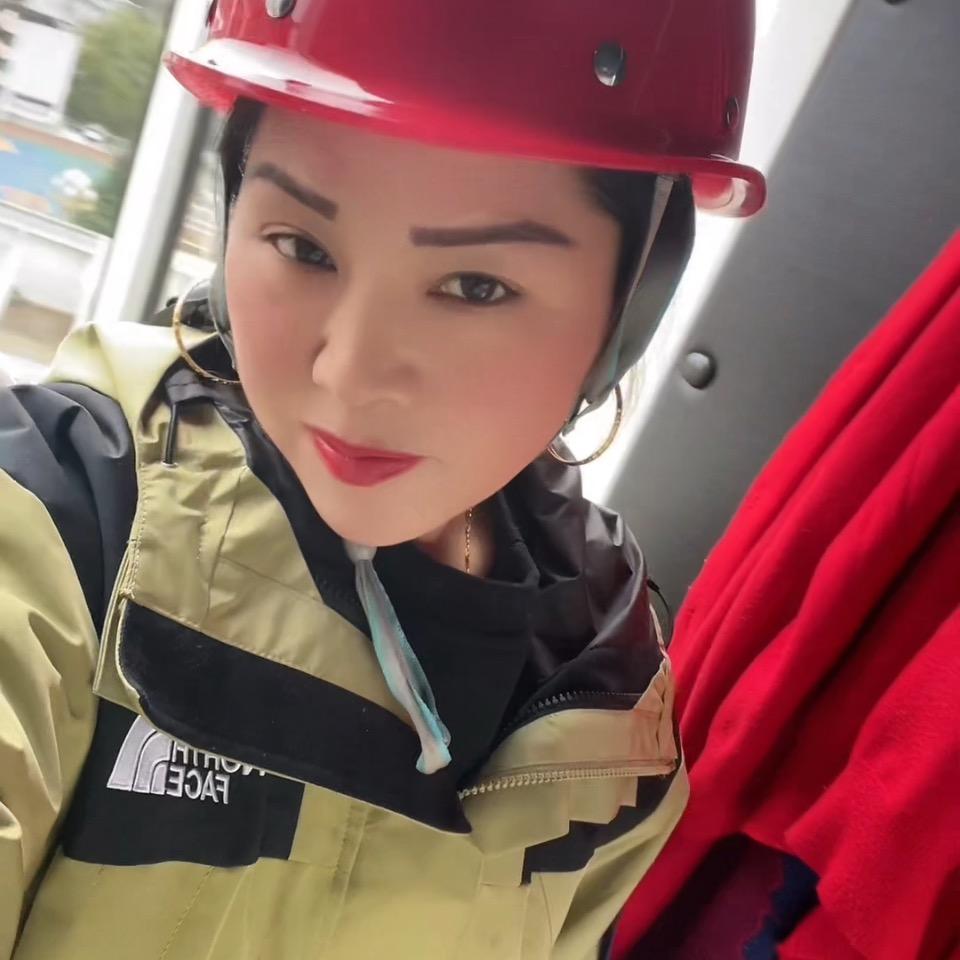 塔吊罗姐