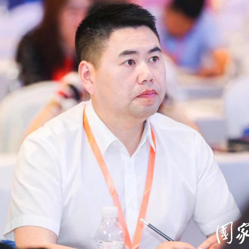 远航家居创始人：陈育林