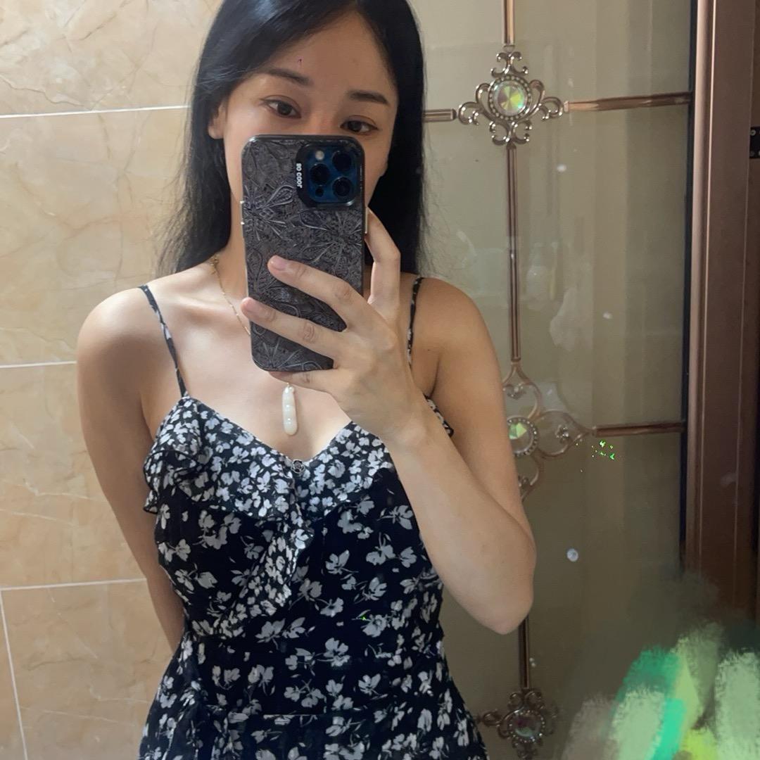 小诗^_^美容