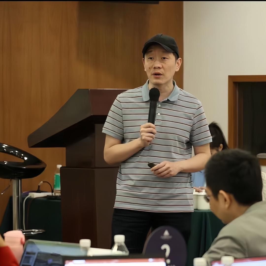 傅有（傅遥）-战略定位老手