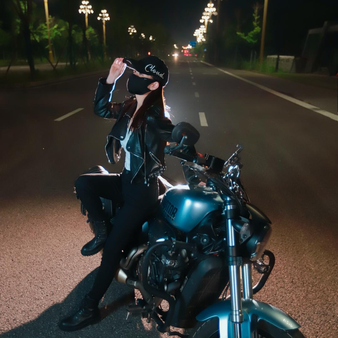 骑不快的鑫鑫籽