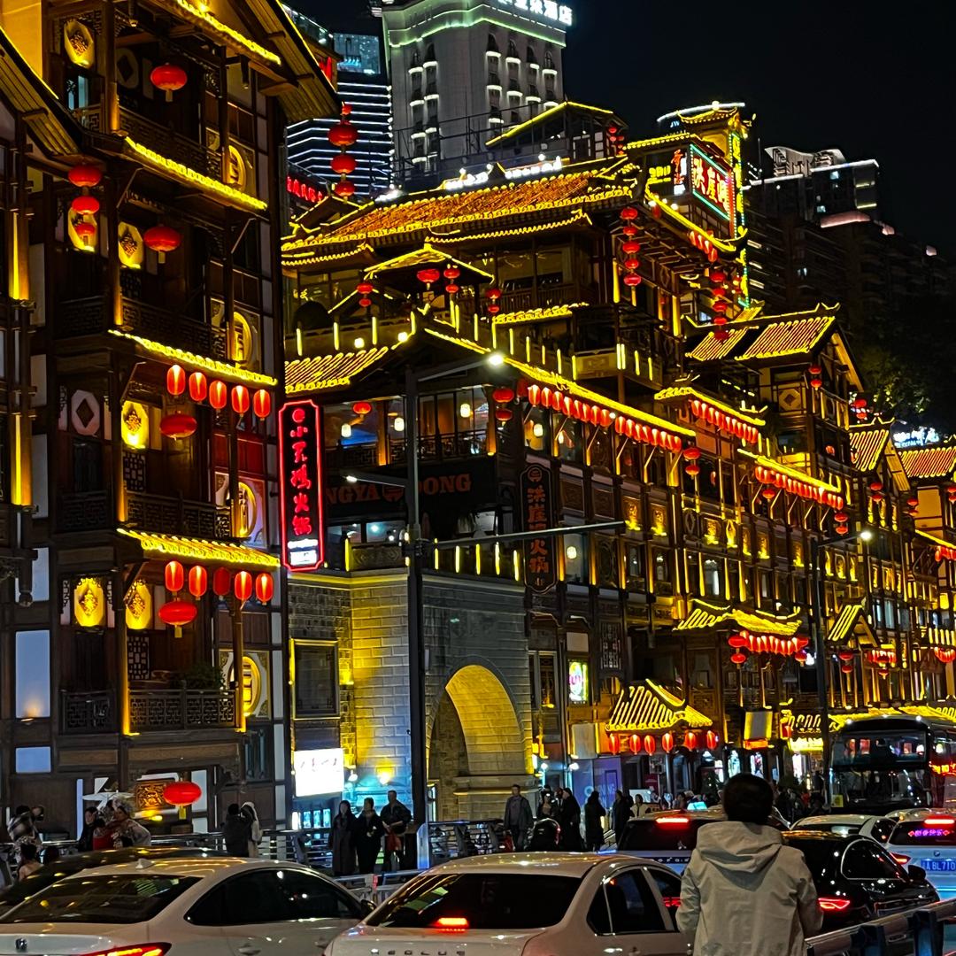 寸开传媒-重庆小陈