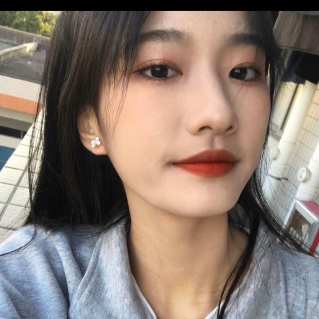 晴朵朵；