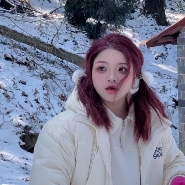 潮碧梵服饰旗舰店