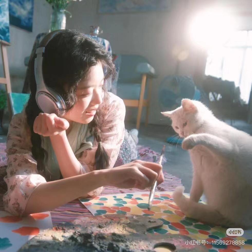 吉祥爱画画（不吃香菜）