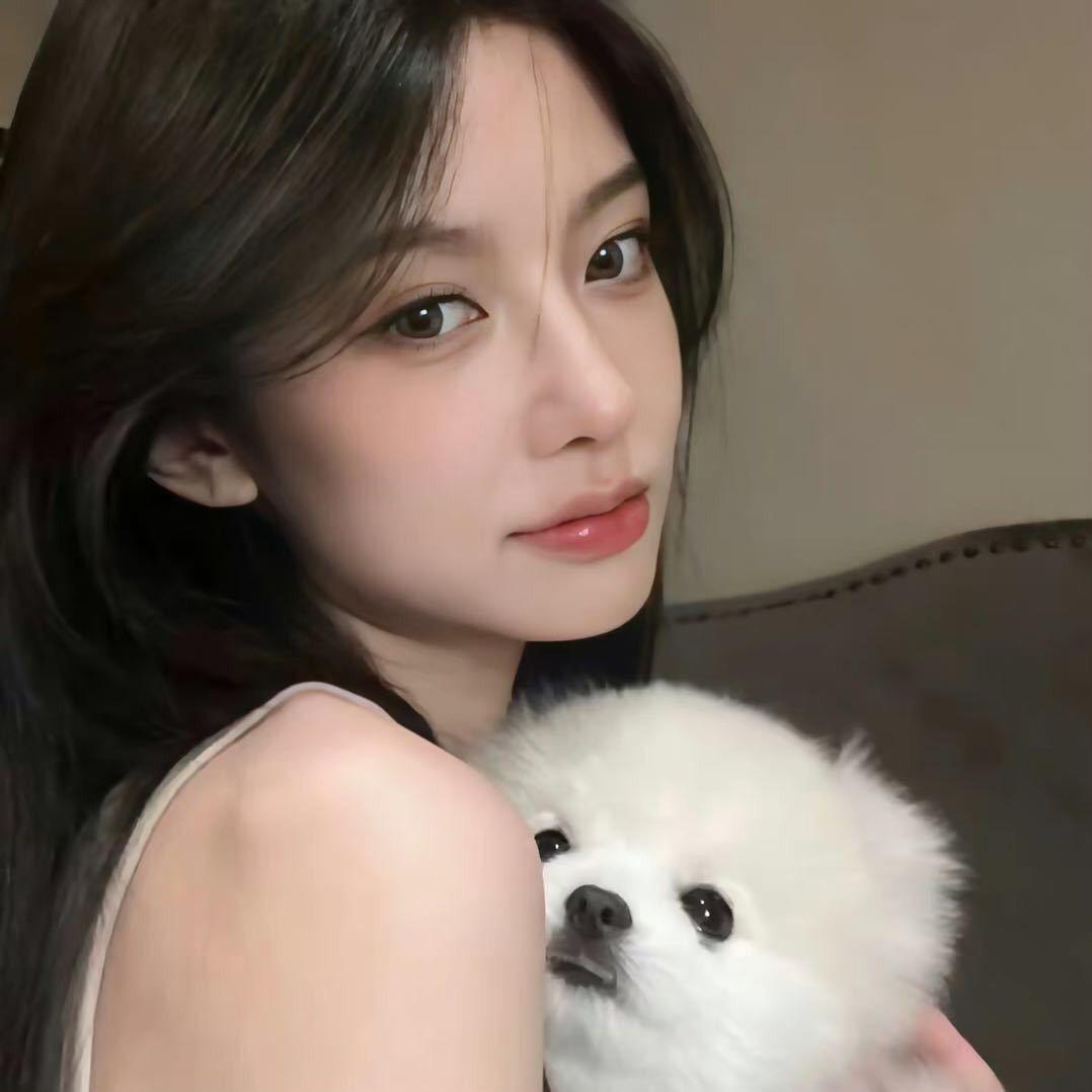 美女娜娜.