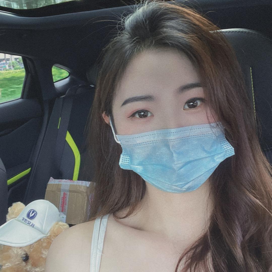 蓝得小姐姐