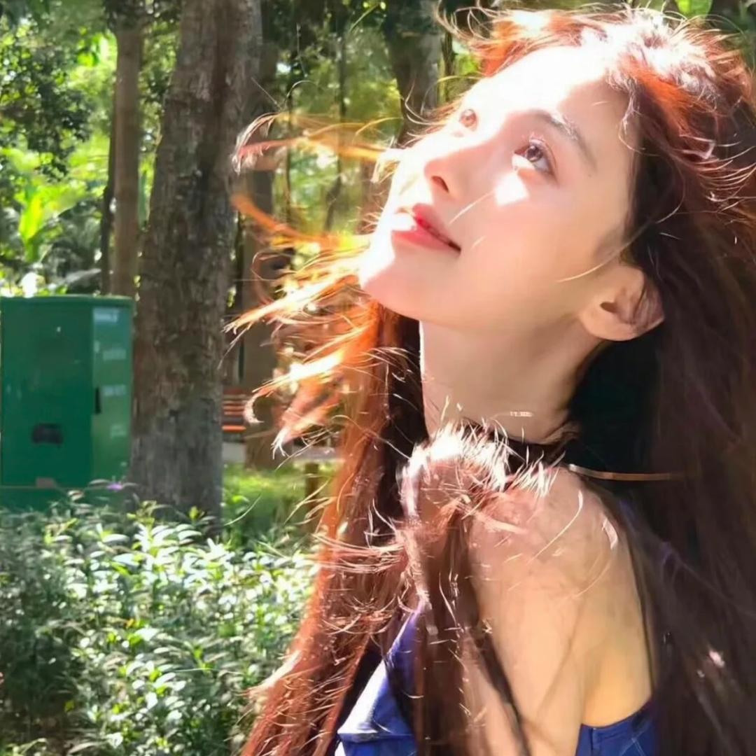 李千千✨