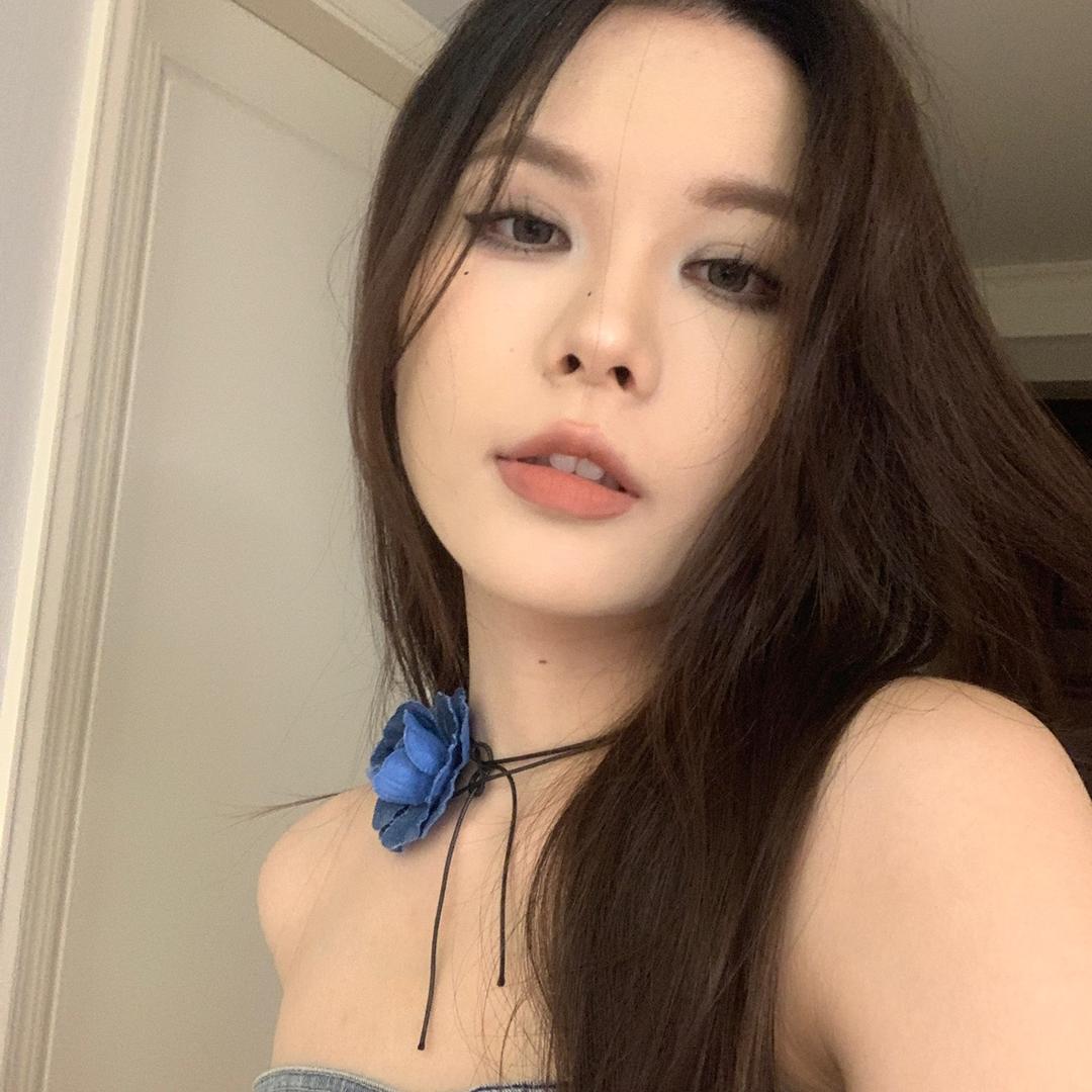 洛洛是我